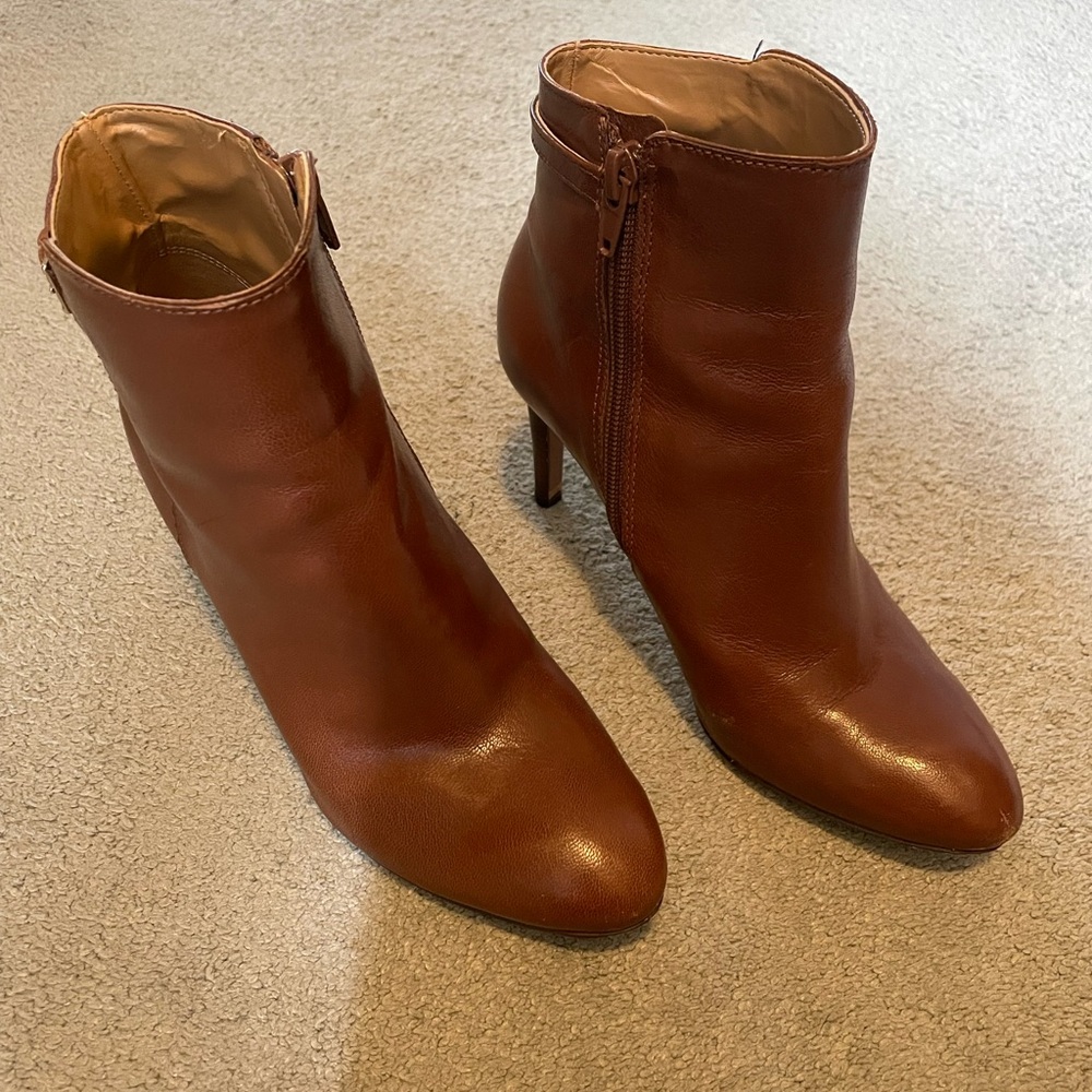 Women’s ninewest ankle boot heels size 6.5